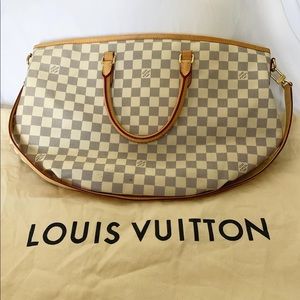 Louis Vuitton Turenne MM.